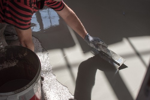 self leveling concrete floor